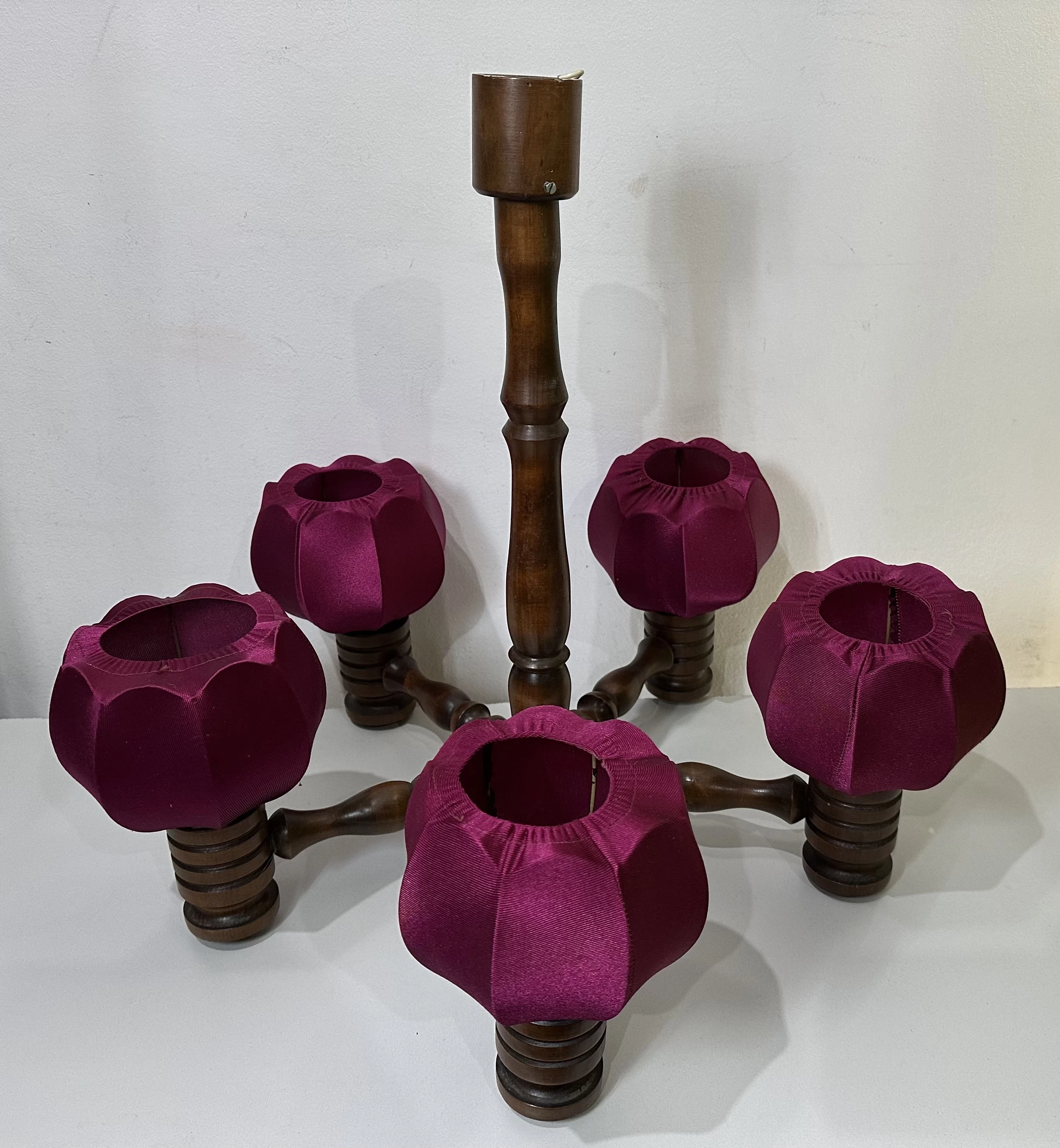 drewniany-zyrandol-prl-jak-nowy-klosze-przemyslowa-1-wegrow