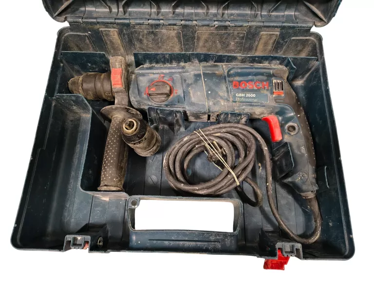MŁOTOWIERTARKA BOSCH GBH 2600 720W WALIZKA