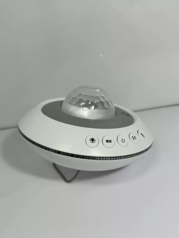 PROJEKTOR UFO