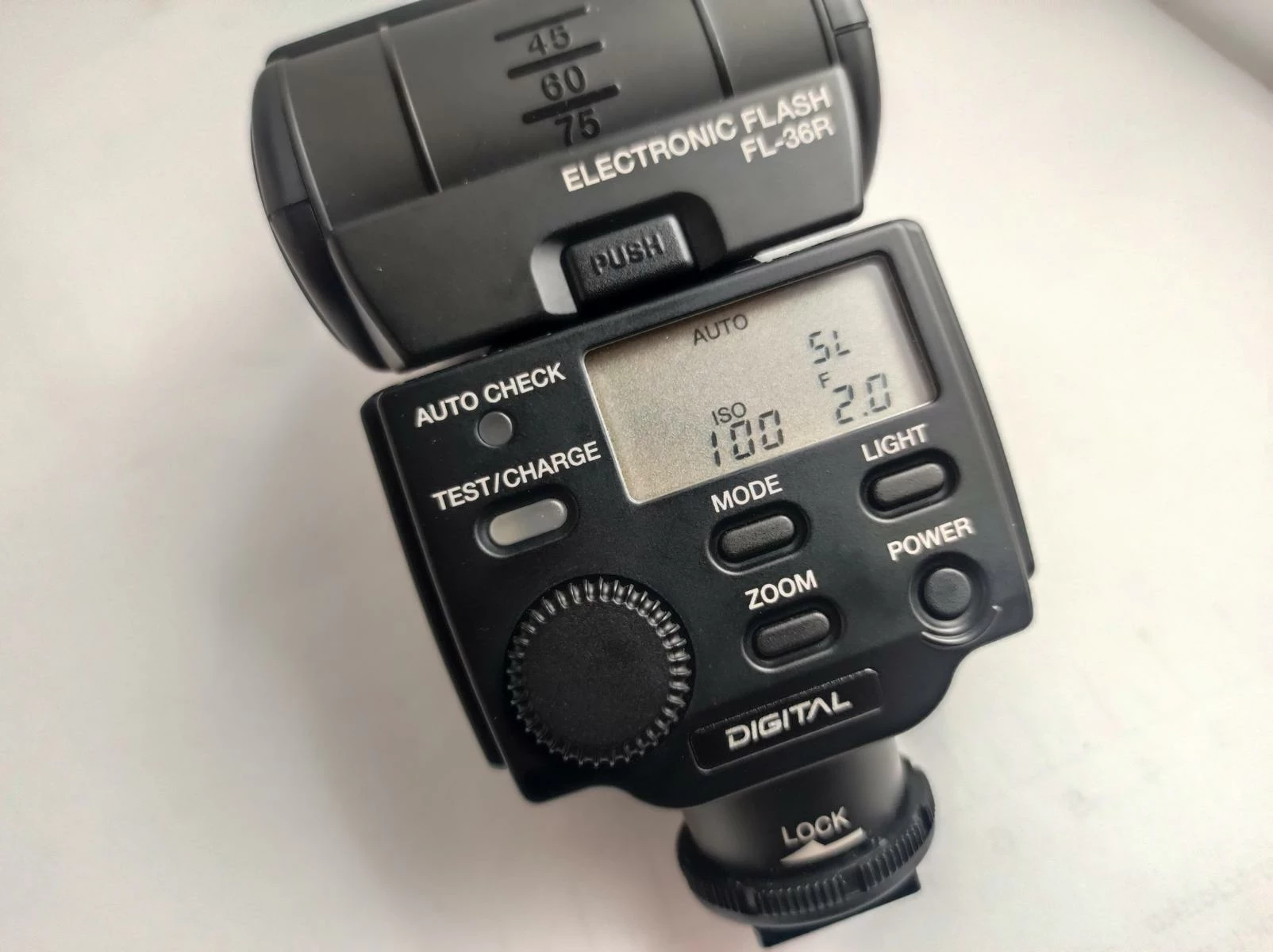 lampa-blyskowa-olympus-fl-36r-kod-producenta-olympus