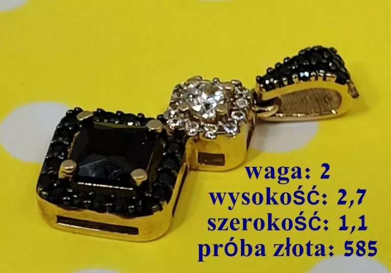 piekny-blyszczacy-pierscionek-z-czarnymi-oczkiem-585-rodzaj-2205-2