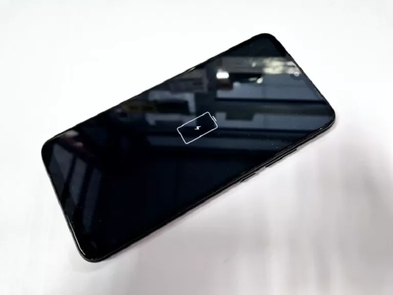 TELEFON XIAOMI REDMI NOTE 7 4GB/64GB/48MPX NIE WŁACZA SIĘ BATERIA USZKODZO