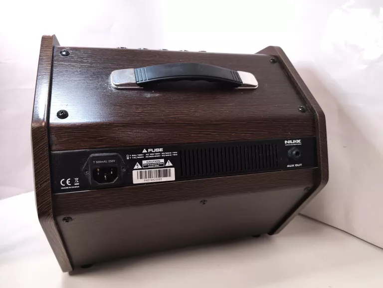 WZMACNIACZ GITAROWY NUX PA50