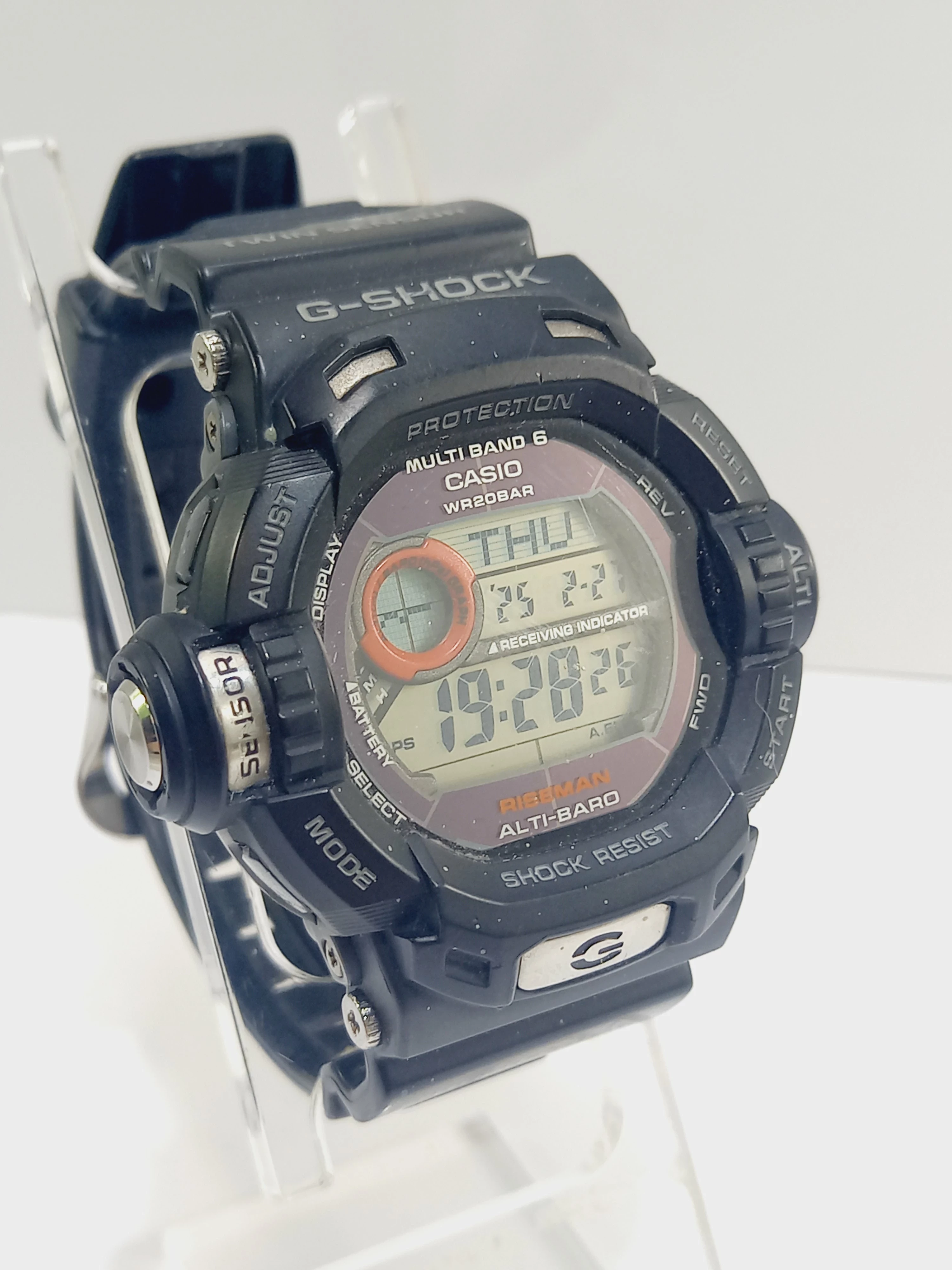 zegarek-casio-g-shock-3147-gw-9200-material-paska-129219-10