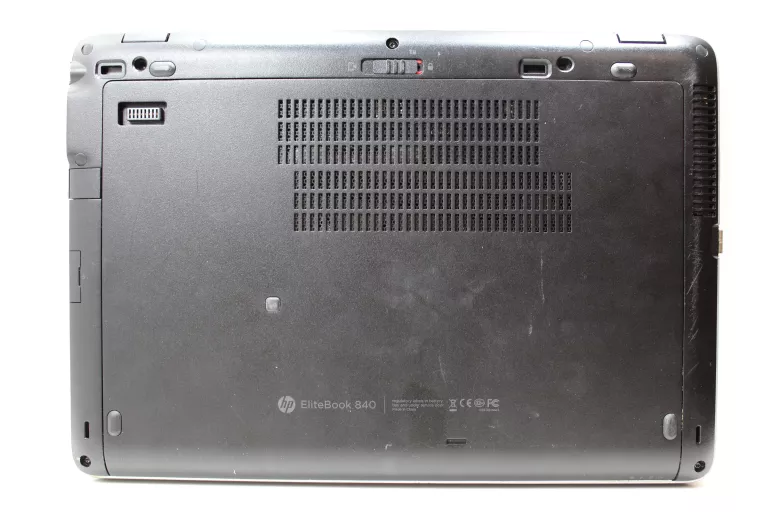 LAPTOP HP 840