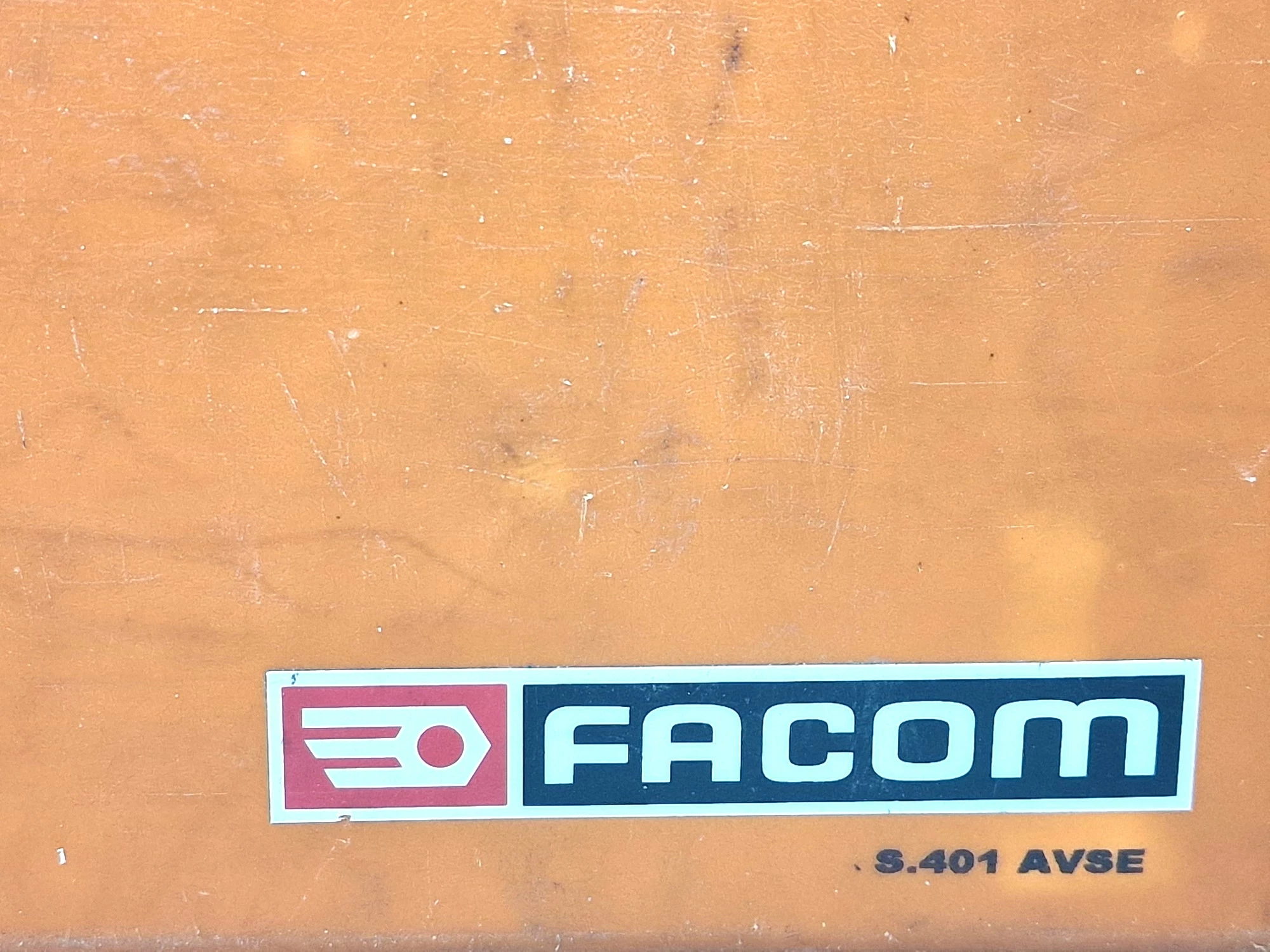 zestaw-kluczy-nasadowych-izolowanych-facom-ean-gtin-3148515328213