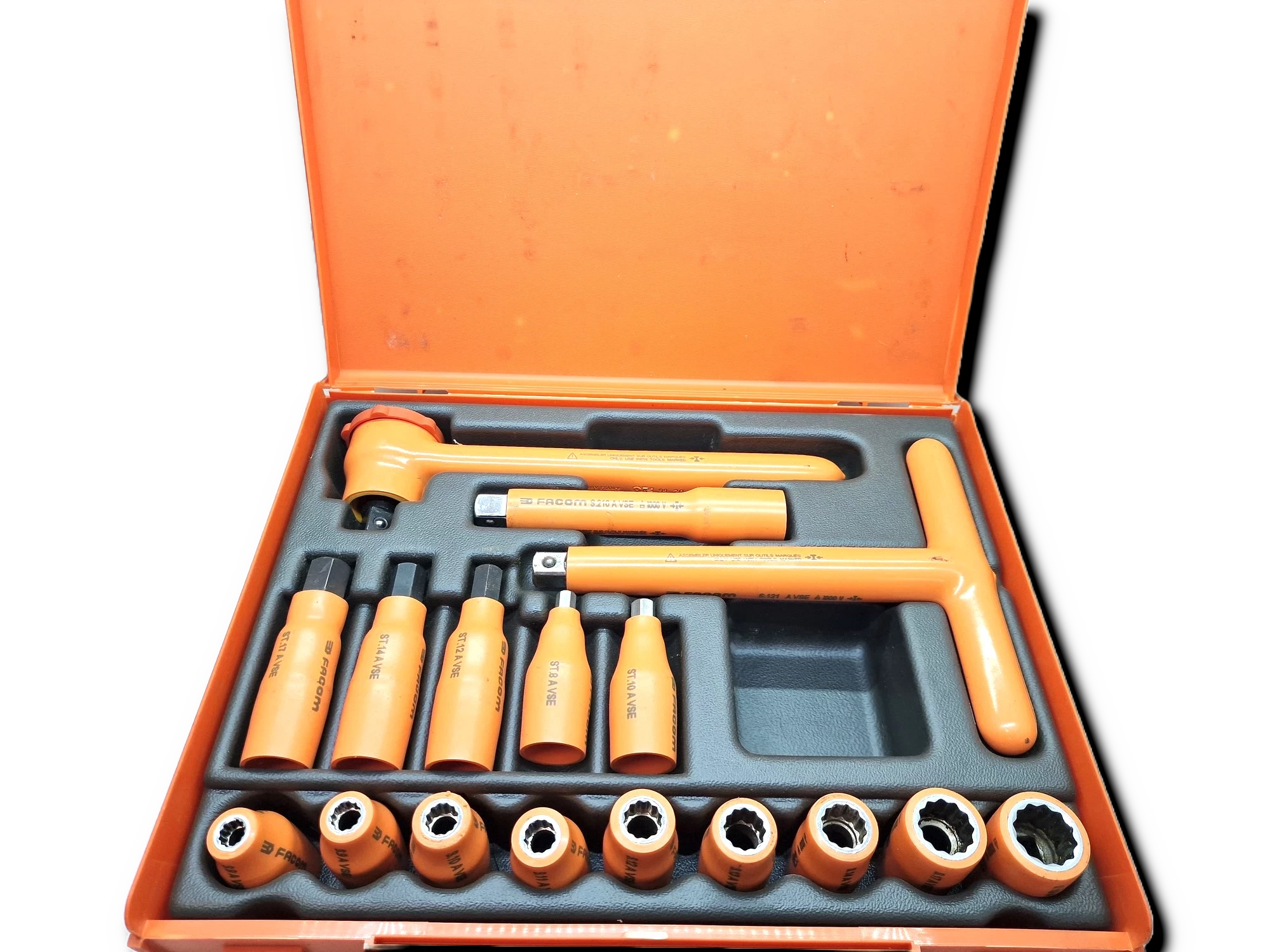 zestaw-kluczy-nasadowych-izolowanych-falcom-s401avse-1-maja-10-knurow-sj