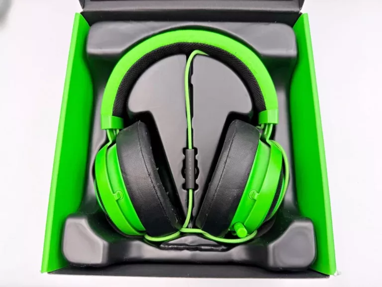 SŁUCHAWKI NAUSZNE RAZER KRAKEN PRO V2 GREEN OVAL