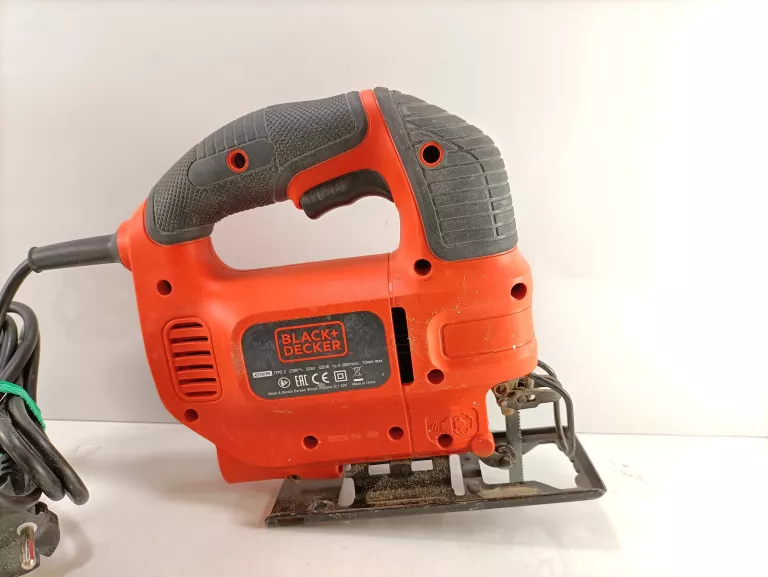 WYRZYNARKA BLACK DECKER KS701