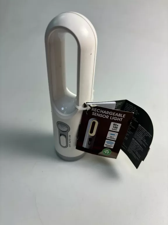 latarka-rechargeable-sensor-light-zwirki-i-wigury-1-myslowice
