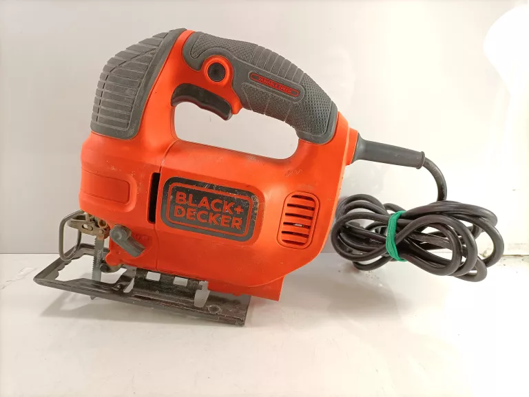 WYRZYNARKA BLACK DECKER KS701