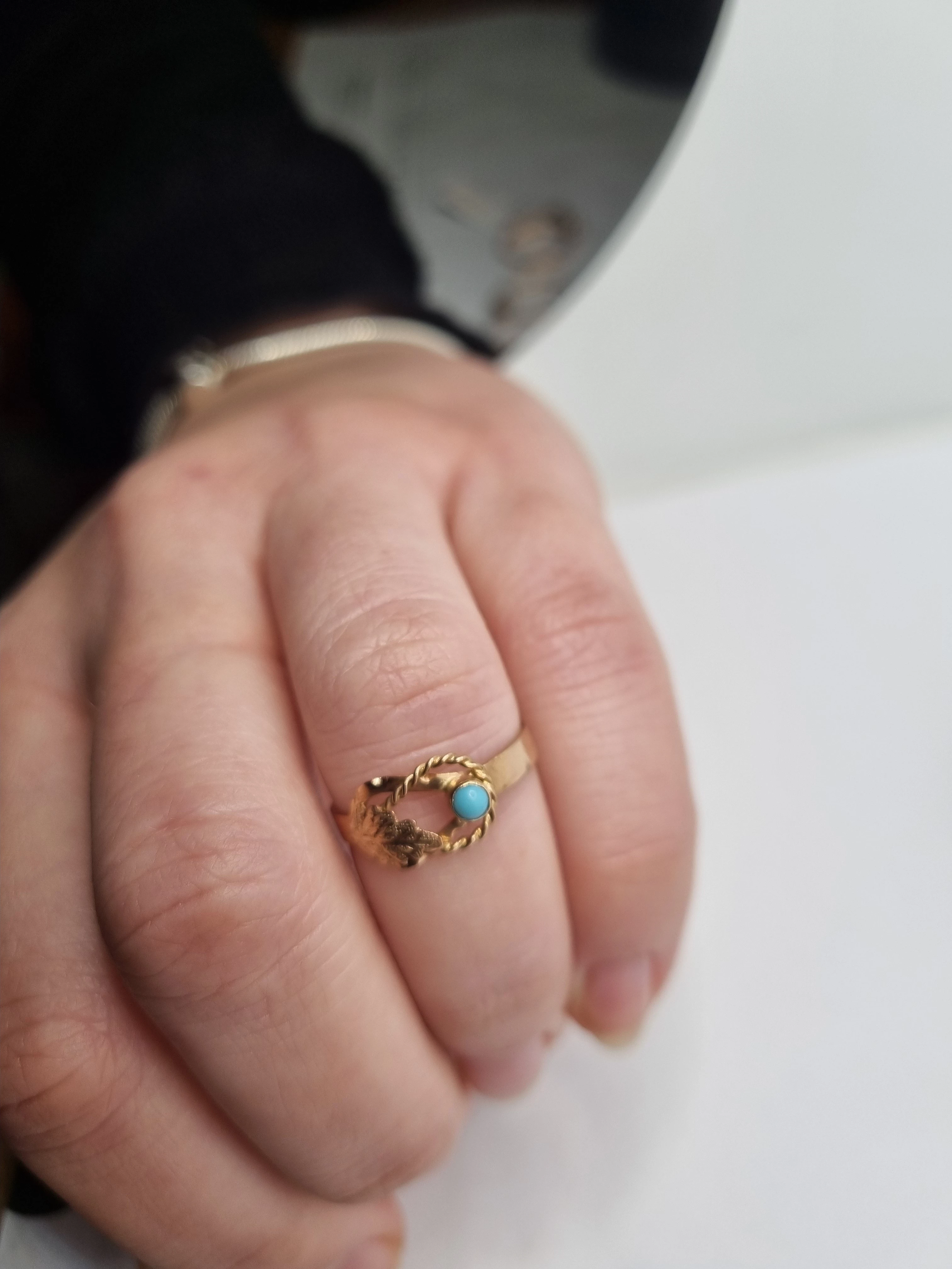 zloty-pierscionek-z-turkusem-i-listkami-175g-r14-585-rodzaj-2205-2