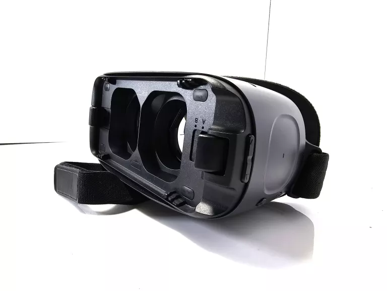 okulary-samsung-gear-vr-powered-by-oculus-sm-r324-marka-239121-417921