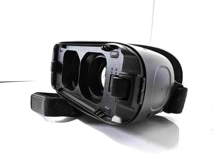 okulary-samsung-gear-vr-powered-by-oculus-sm-r324-kod-producenta-sm-r324