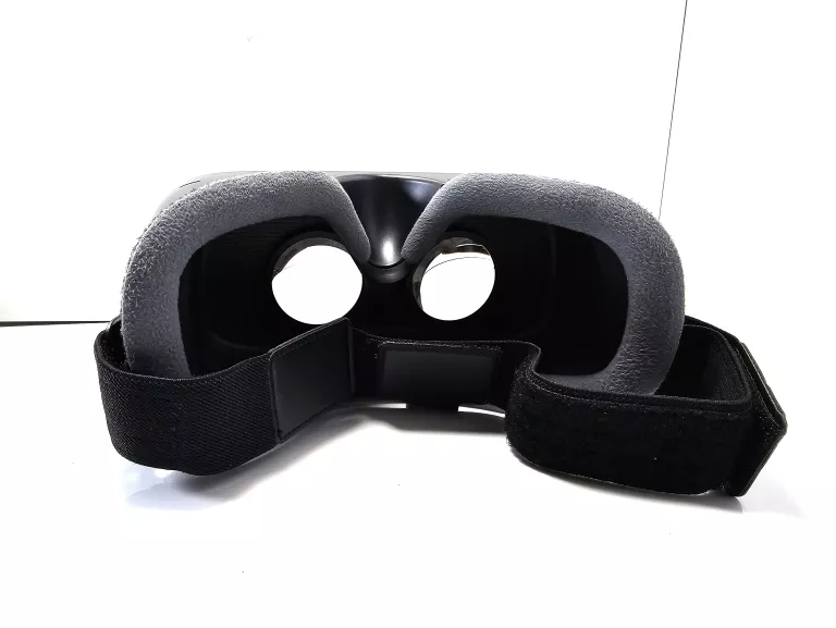 okulary-samsung-gear-vr-powered-by-oculus-sm-r324-zawiera-baterie-250685-2006717