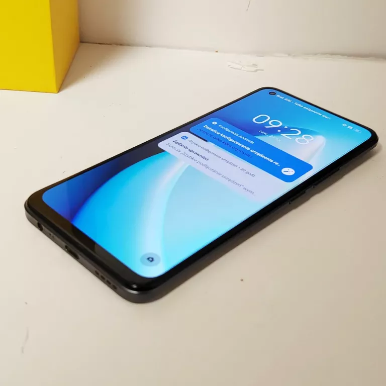 TELEFON REALME 8