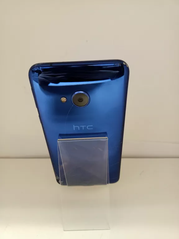 TELEFON HTC PLAY