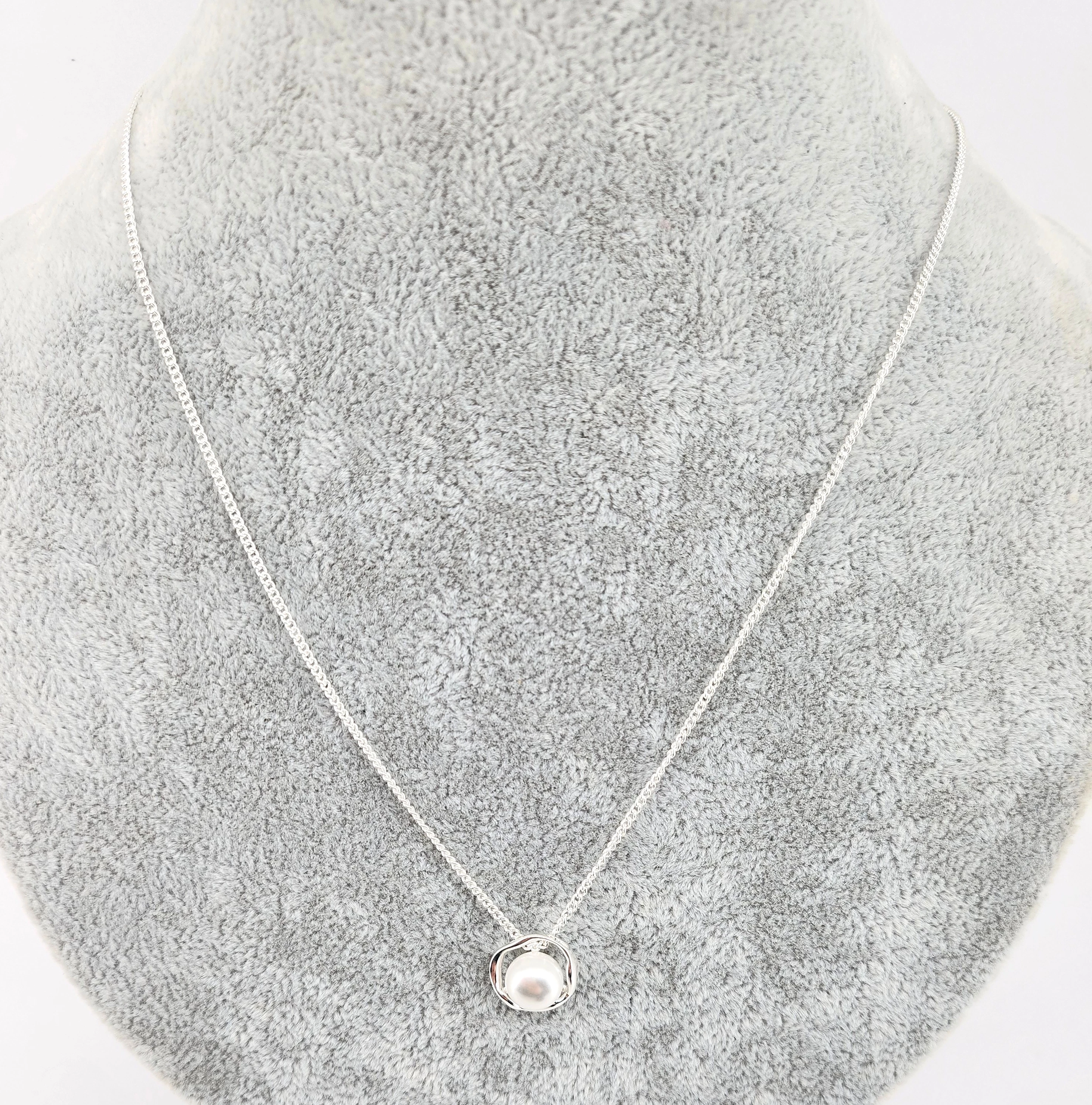 piekny-srebrny-lancuszek-z-perelka-308g-925-44cm-material-15835-4