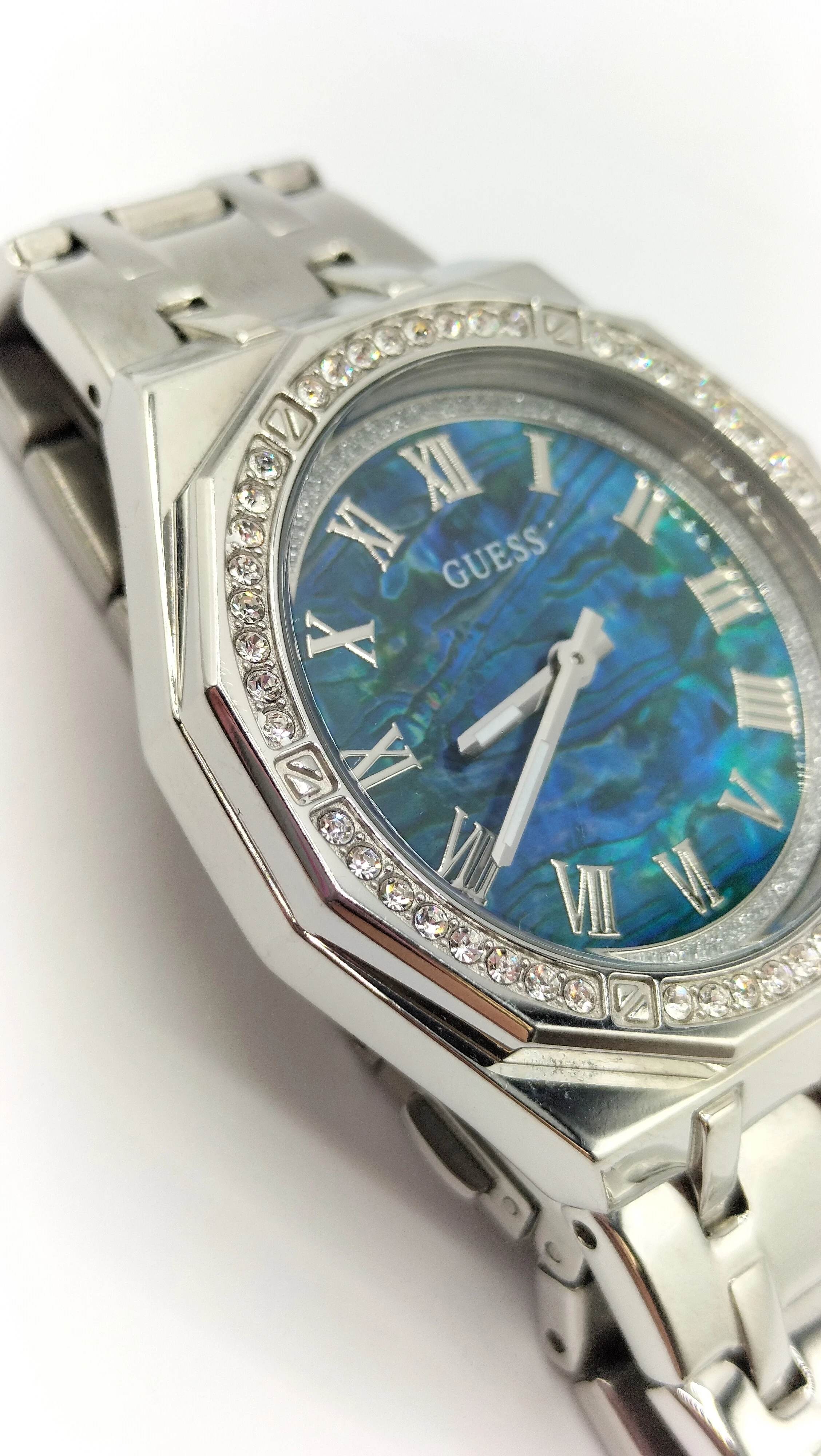 zegarek-damski-guess-desire-gw0770l1-perlowa-tarcza-okazja-mechanizm-18738-1