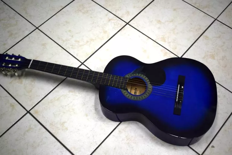 GITARA JASMIN C-20