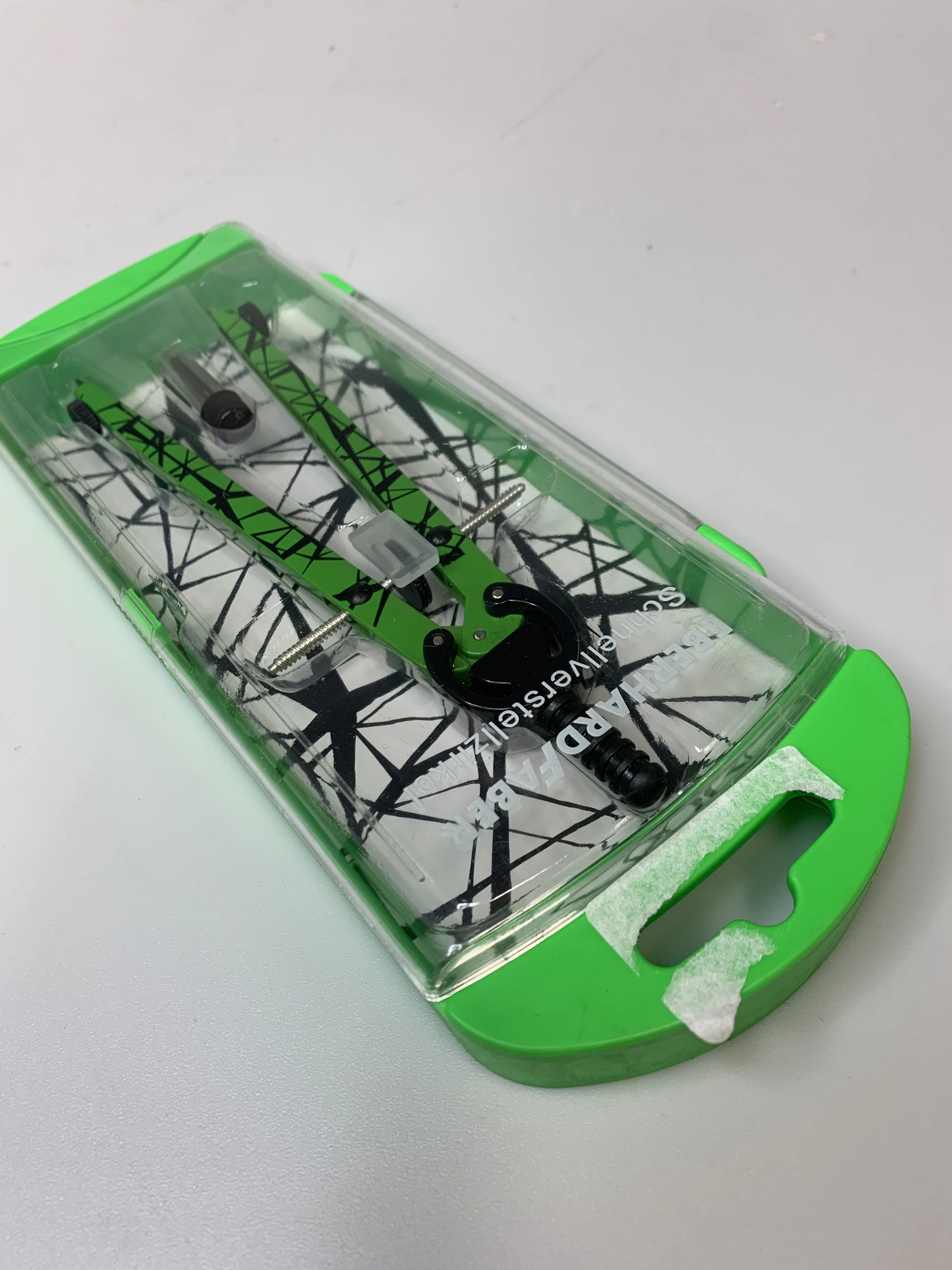 cyrkiel-eberhard-faber-zielony-stan-11323-2