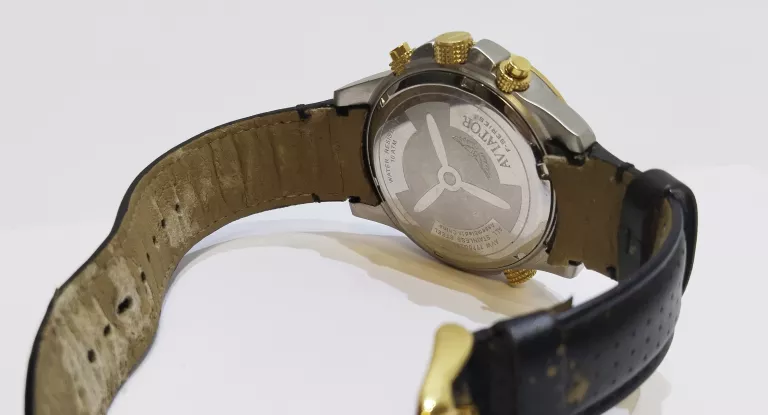 ZEGAREK AVW7770G262 AVIATOR