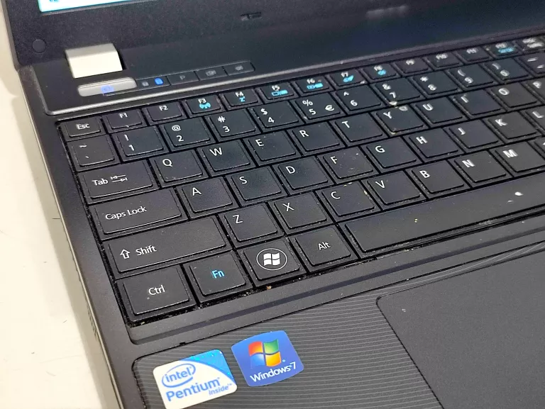 LAPTOP ACER TRAVELMATE 5760 INTEL PENTIUM CPU B960 2.20GHZ 6GB RAM 128 GB