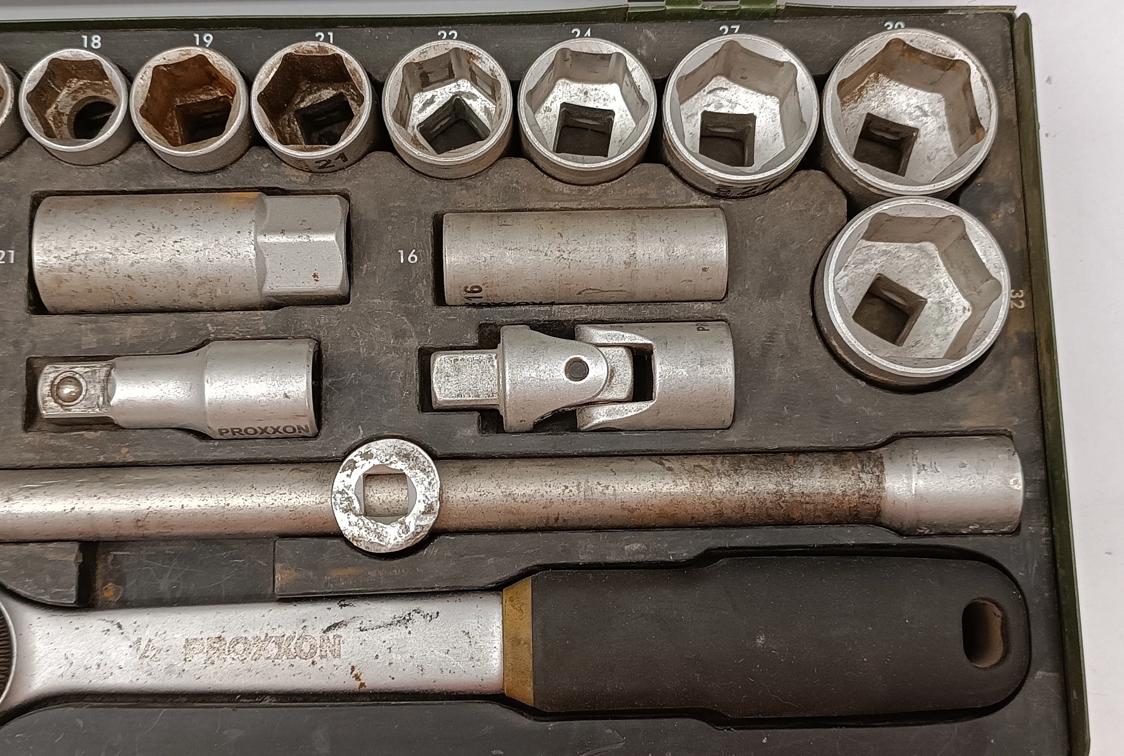 zestaw-kluczy-nasadowych-proxxon-industrial-23040-kod-producenta-pr23040