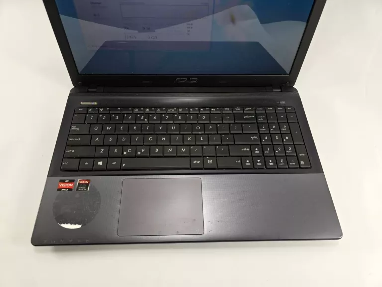 ASUS KD55R AMD A8-4500M 4 GB 720 GB HDD WIN 8