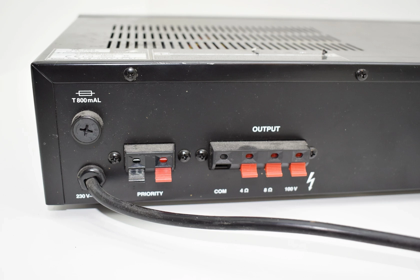 wzmacniacz-monacor-pa702-liczba-kanalow-1