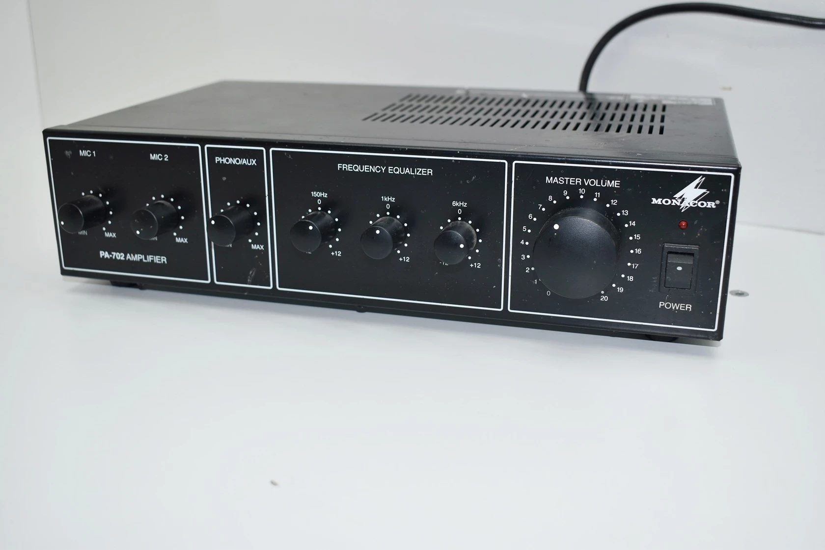 wzmacniacz-monacor-pa702-model-pa-702