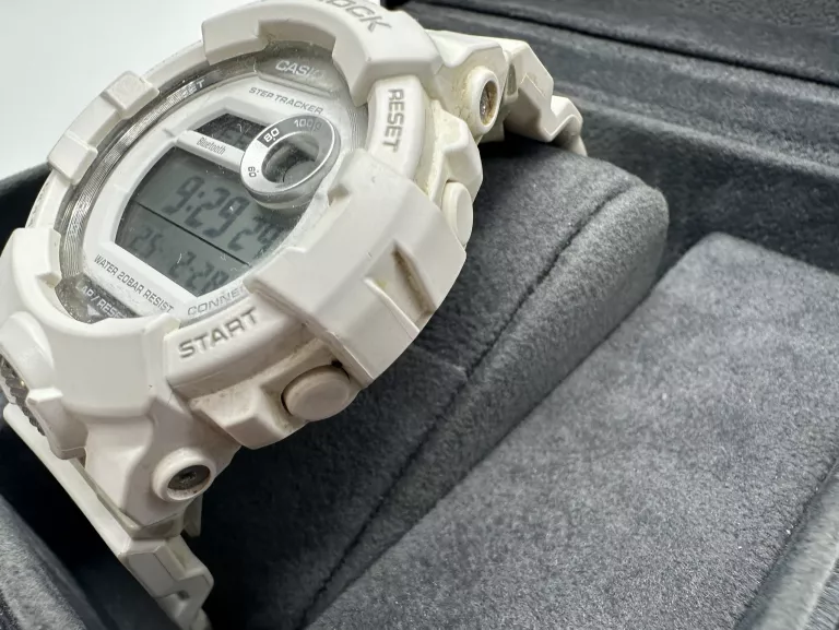 ZEGAREK CASIO G-SHOCK GBD-800 BIAŁY