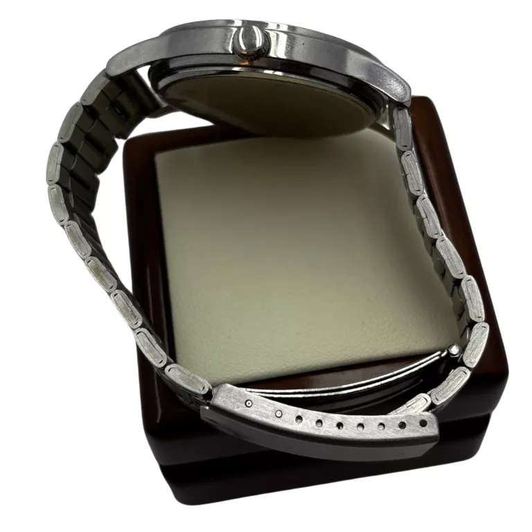 ZEGAREK MILLER SCOTT LONDON QUARTZ