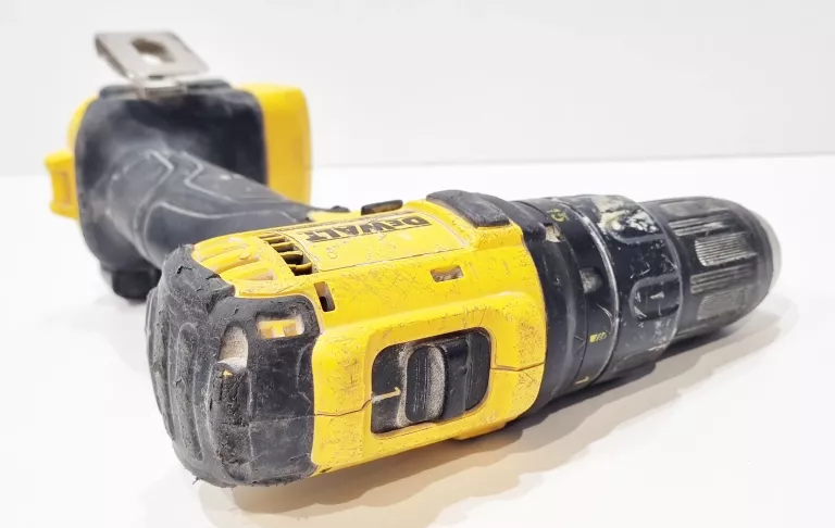 WKRĘTARKA DEWALT DCD 780 2XAKU ŁADOWARKA