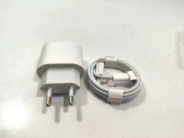 ladowarka-usb-c-kabel-lightning-starowislna-16-krakow