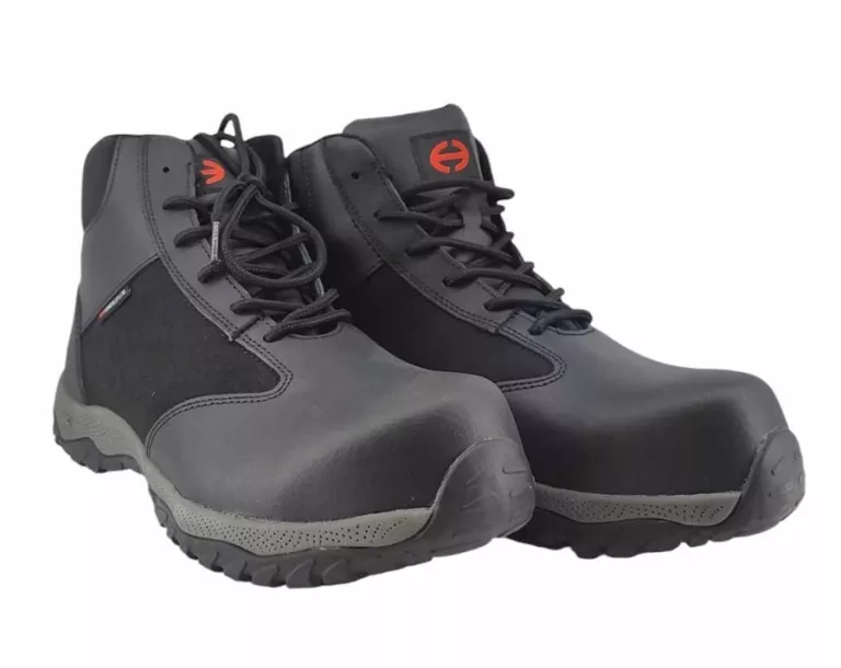 BUTY ROBOCZE, TRZEWIKI OCHRONNE HECKEL 67633 R.43
