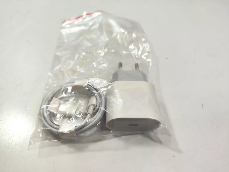 ladowarka-usb-c-kabel-lightning-ean-gtin-0767895951144