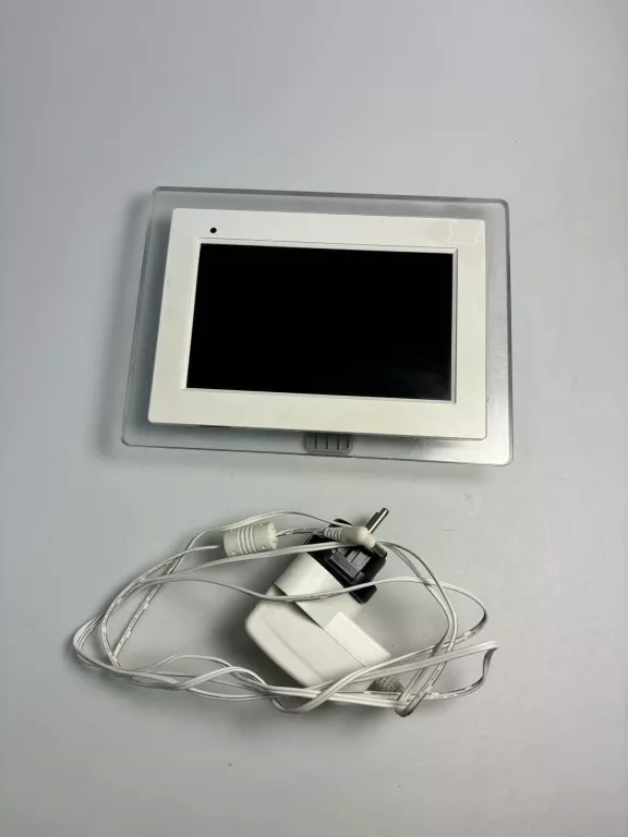 RAMKA CYFROWA TECHNIKA DPF-D7