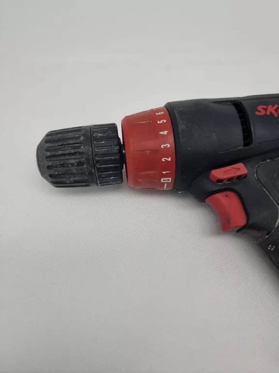 WKRĘTARKA SIECIOWA SKIL F015