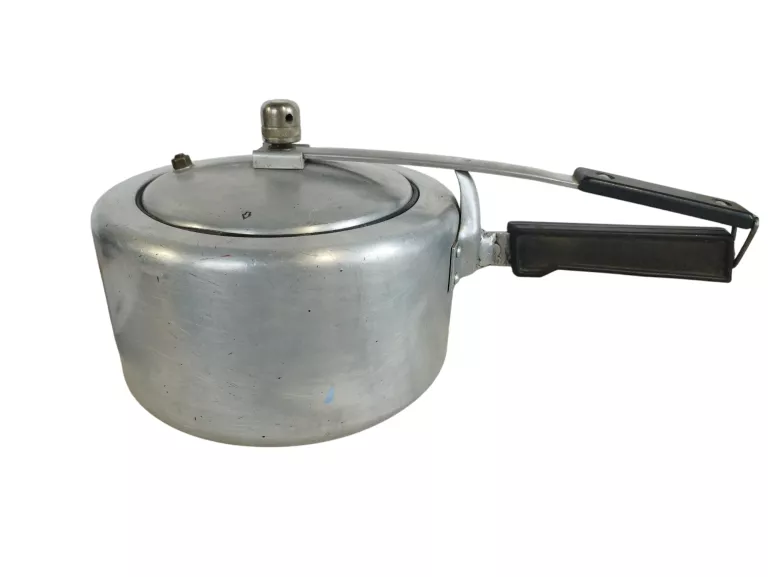 szybkowar-prl-srebrny-ketrzynskiego-6-gizycko-kdt