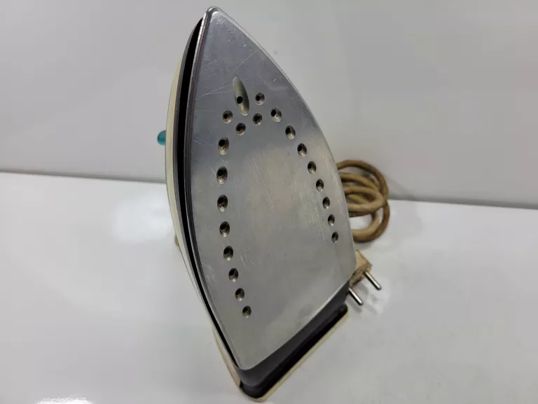 zelazko-philips-comfort-215-moc-145000