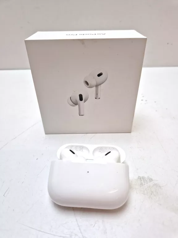 APPLE SŁUCHAWKI AIRPODS PRO (2. GENERACJI) Z ETUI ŁADUJĄCYM MAGSAFE (USB-C