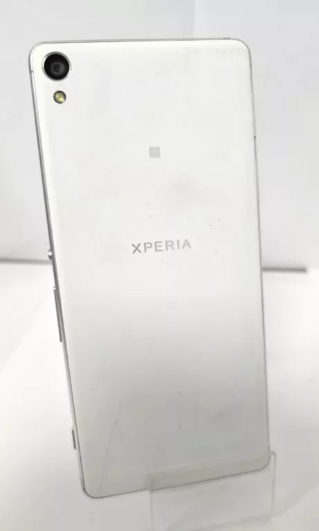 TELEFON SONY XPERIA XA2 BEZ ACS.