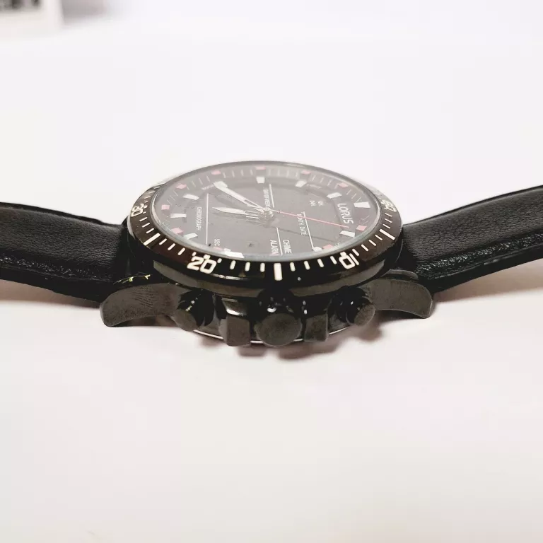 zegarek-meski-lorus-z021-x011-rodzaj-129220-3