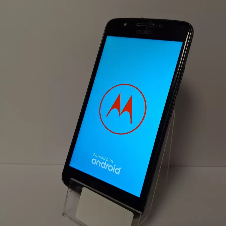 TELEFON MOTOROLA MOTO E4 PĘKNIĘCIE