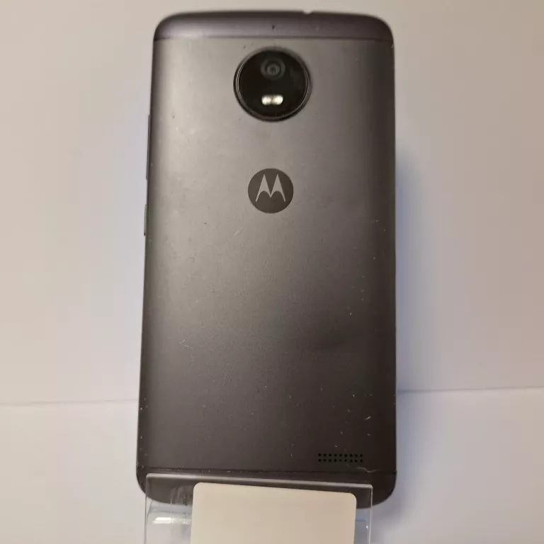 TELEFON MOTOROLA MOTO E4 PĘKNIĘCIE