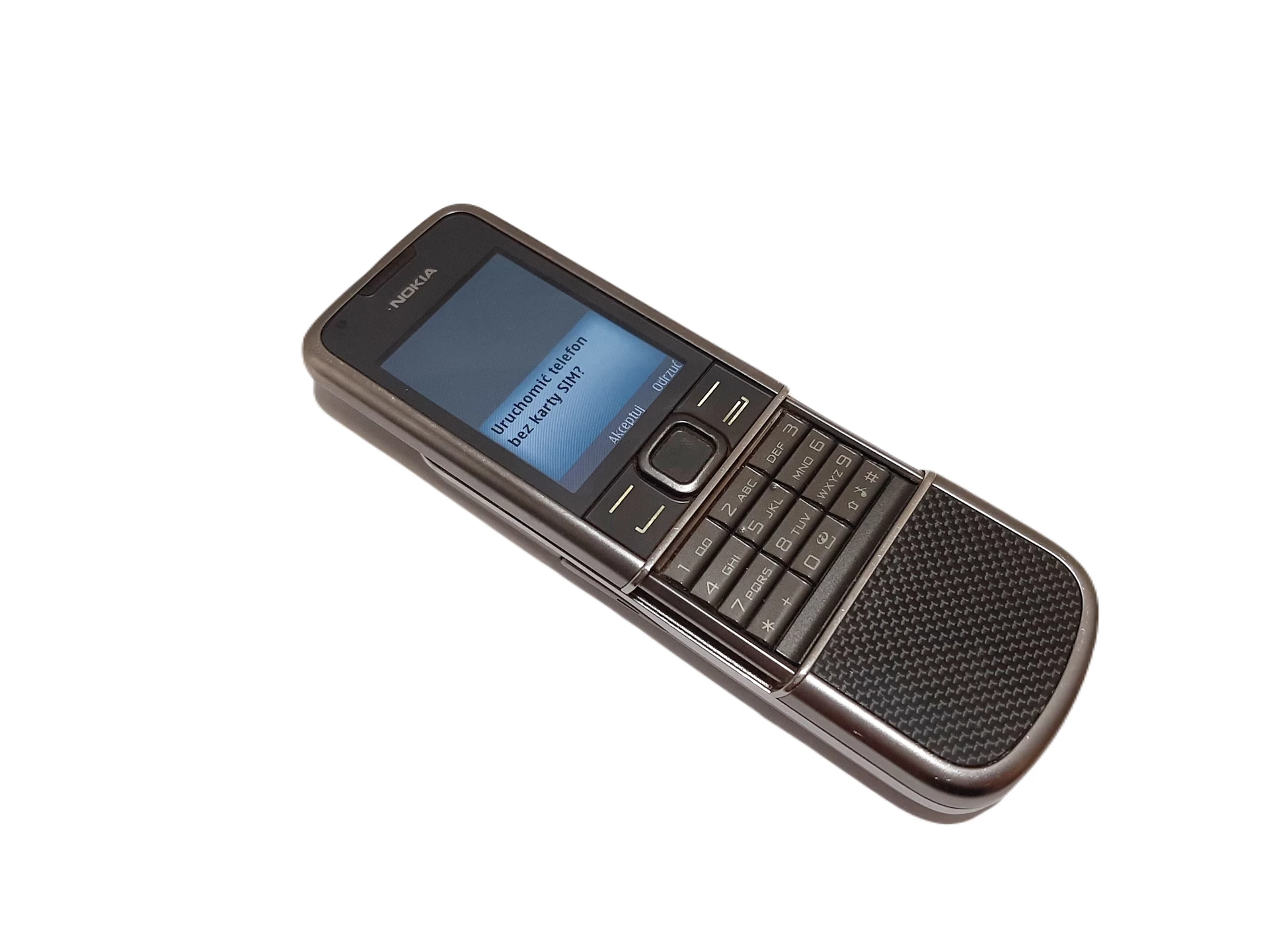 telefon-nokia-8800-carbon-arte-8800e-1-carbon-arte-4-gb-rm-233-3g-przekatna-ekranu-200
