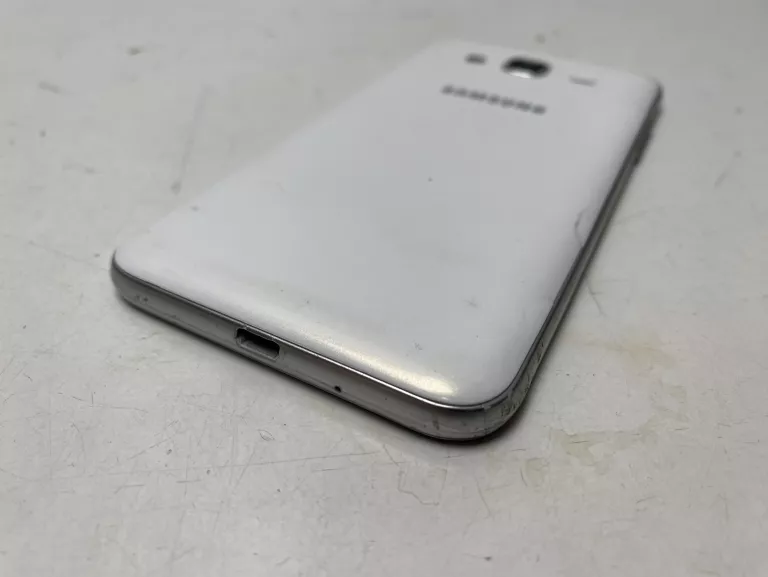 TELEFON SAMSUG GALAXY J3 2016