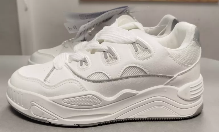 ADIDASY BIAŁE SINSAY R. 38