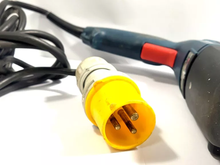 MŁOTOWIERTARKA BOSCH GBH 2-23 RE 650W